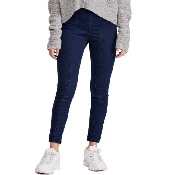 Free People Stretch 'Feel Alright Skinny' Jean - Picture 1 of 3